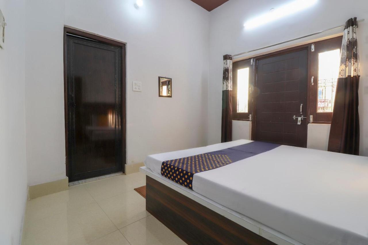 Spot On 75178 Hotel Arman Roorkee Bagian luar foto
